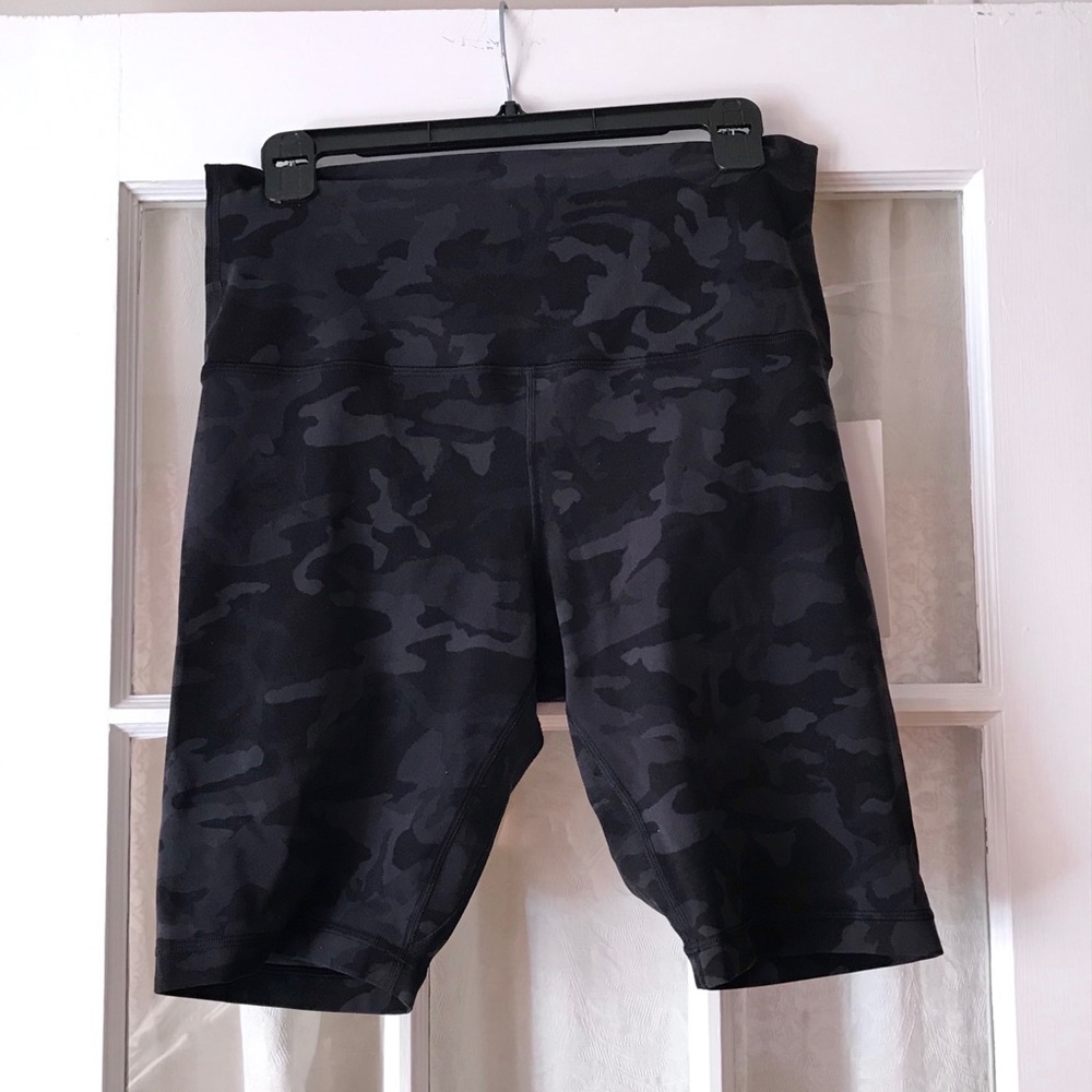 Lululemon Align Short 10